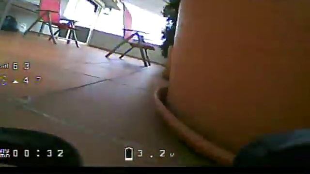 E010S PRO Eachine Quad "out of the box" Horizon flight - 65mm 5.8G 40CH 800TVL F3 OSD High Hold смотреть онлайн