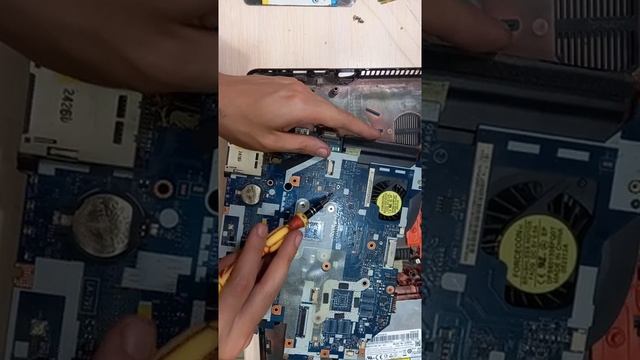 Packard bell q5wtc. La-7912p rev 1.0. не включается, не реагирует на кнопку. смотреть онлайн