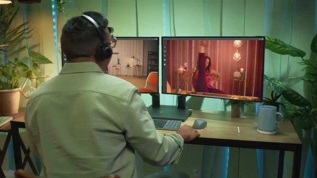 Dell Monitors Let You Multitask with Style смотреть онлайн