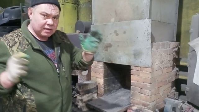 Оборудование кузницы. Угольный горн. смотреть онлайн