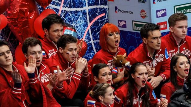 Загитову качали в честь победы, Медведева плакала со своей командой смотреть онлайн