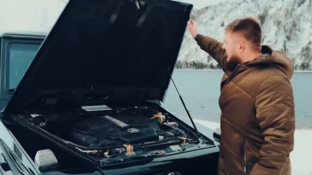 Денис учит ДАВИДЫЧА как надо закрывать капот на ГЕЛИКЕ смотреть онлайн