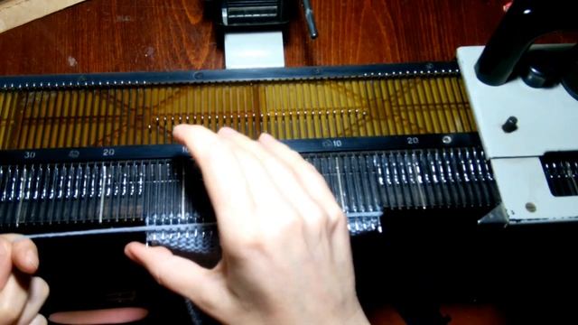 Носки на однофонтурной вязальной машине без шва. Как рассчитать носки для вязания? смотреть онлайн