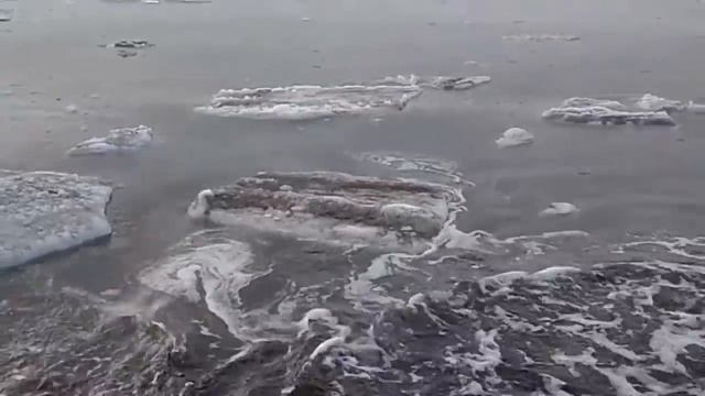 Море и льдины, о.Сахалин смотреть онлайн