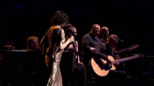 Tina Arena - Sorrento moon ( Live 4K - Symphony of life 2012 )