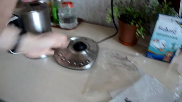 Kitfort KT-638 мой первый электрический чайник  с функцией поддержания температуры