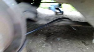 Замерзание и закисание троса ручника.