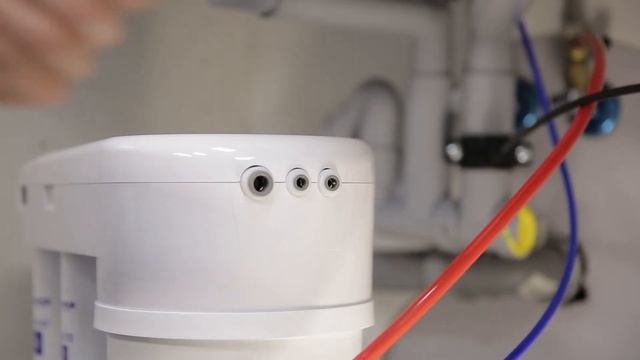 Montaż filtra odwróconej osmozy RO Aquaphor DWM-101S Morion. Kompaktowy system filtracji. смотреть онлайн