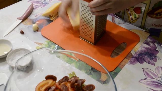 Вкусный овощной салатик с охотничьими колбасками.#1 смотреть онлайн