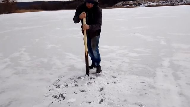 Самодельная ПЕШНЯ для рыбалки. Для первого льда годится. смотреть онлайн