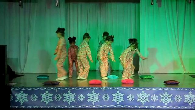 STARS KIDS 5-8 "Пробуждение". Choreographer Kseniya Kozhevnikova смотреть онлайн