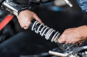 установка Kugoo m4 задние амортизаторы