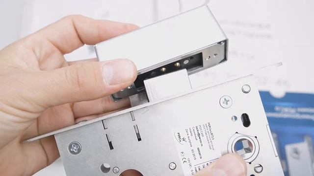 PercoLB72.3 врезной электрозамок для деревянной двери. Что нового. смотреть онлайн
