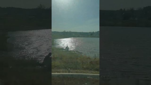 Из за пожара не смогли попасть на дачу. Горят поля рядом с трассой. Красноярск