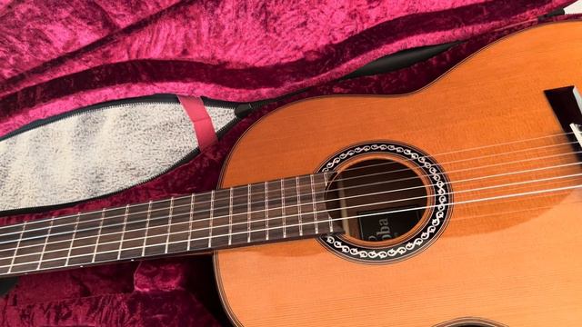 First look unboxing and presentation Cordoba C9 Parlour Classical Guitar смотреть онлайн