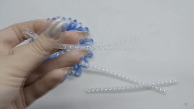 Новогодние Красивые бантики из узких лент МК КАНЗАШИ DIY Amazing Ribbon flowers work Hand Embroider смотреть онлайн