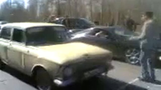 Мой первый Москвичонок...мои первые победы!!! этому видео больше 15 лет) смотреть онлайн