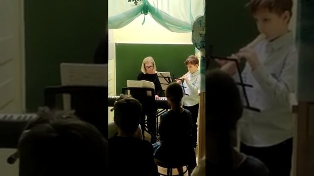 зайчик под дождём песня на флейте смотреть онлайн