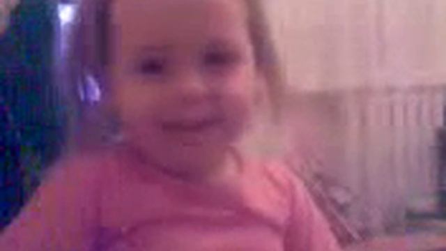 Девочка хотела сказать "Я тебя люблю", но не получилось. смотреть онлайн