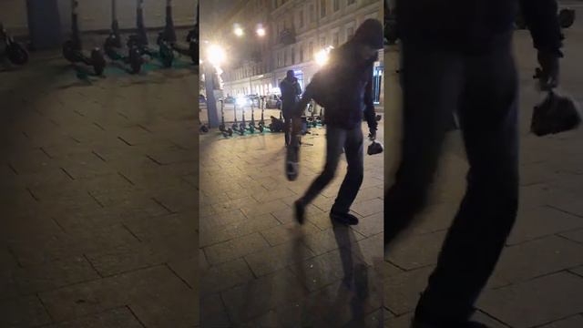 Кевин Джеймс смотреть онлайн