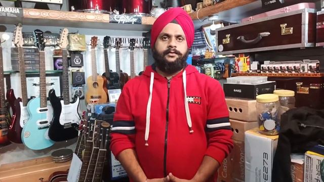 Buy Imported Guitar in Cheapest Price | Guitar Wholesale Market in Delhi | Daryaganj Guitar Market смотреть онлайн