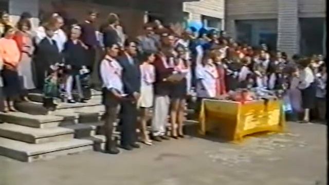 Школьный спектакль Стрезикозин Валера 27 02 1996г смотреть онлайн