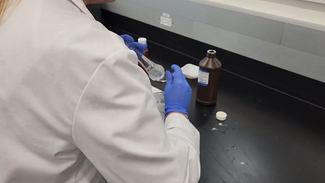 Metronidazole Oral Suspension by HPU Compounding Lab High Point University North Carolina смотреть онлайн