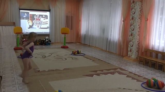 Гимнастический этюд в онлайн-шоу "Я могу!" исп. Усова Дарина смотреть онлайн