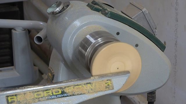 Точим Акацию резцами от RECORD POWER смотреть онлайн