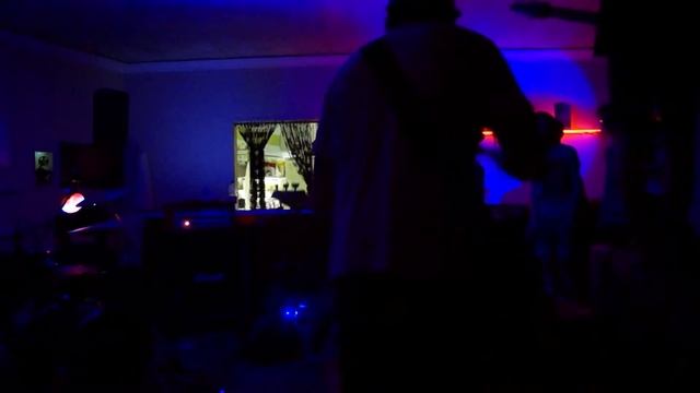 Kevin Carter's Apology - live @ Екатеринбург, клуб "Lynch", 21.05.14 смотреть онлайн