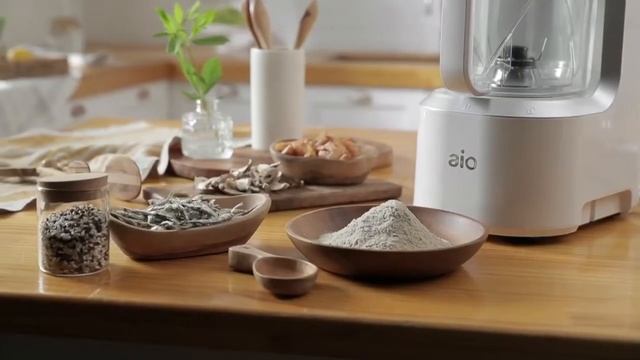 Работа вакуумного блендера AIO UB-1000 с разными продуктами(1) смотреть онлайн