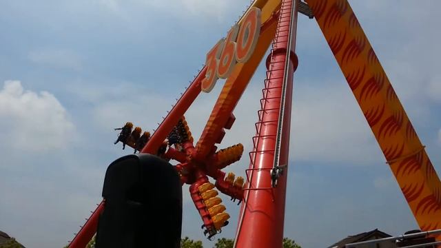 360 - Vialand Tema Park смотреть онлайн