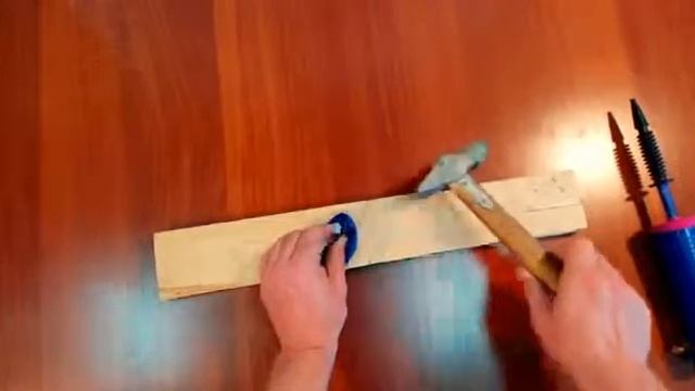 Забить гвоздь в воздушный шар смотреть онлайн