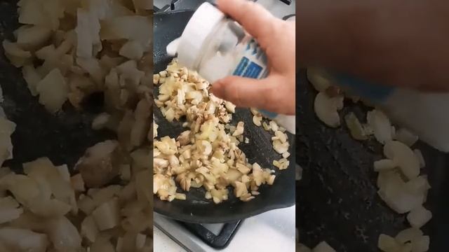 Если покупаю крупные шампиньоны, то готовлю их только так, а не иначе. смотреть онлайн