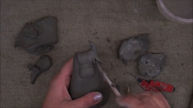 Керамика. Фигурка быка из глины. смотреть онлайн