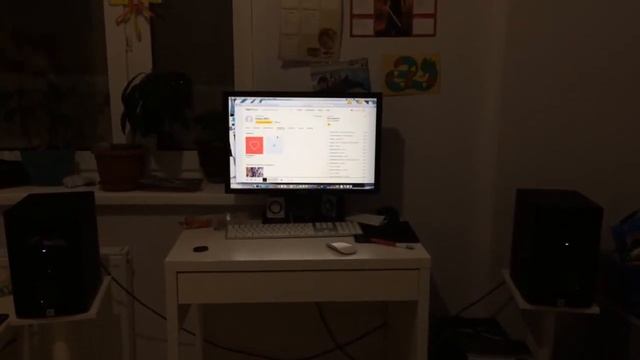 JBL LSR305 смотреть онлайн