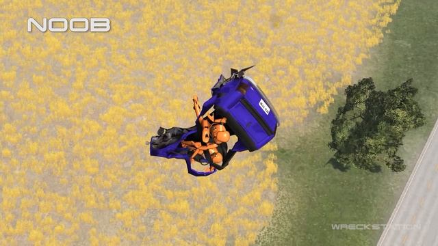 Beamng drive - NOOB vs PRO vs HACKER crashes смотреть онлайн