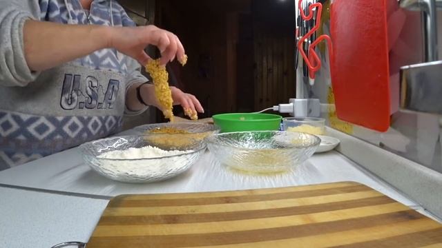 Хрустящая курочка в кукурузных хлопьях (как в Черногории) / KFC / Рецепт 27 октября 2018 г. смотреть онлайн