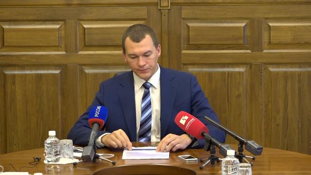 Брифинг нового главы Хабаровского края Михаила Дегтярева (ч.1) смотреть онлайн