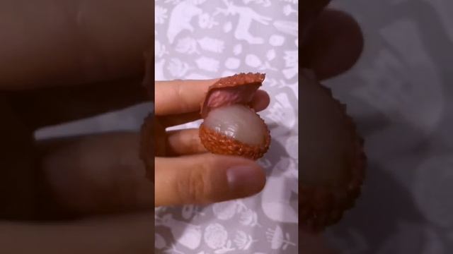 Личи - вкуснятина! пробую фрукт, сейчас сезон смотреть онлайн