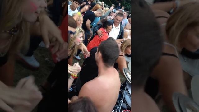 Girl drinking poppers смотреть онлайн