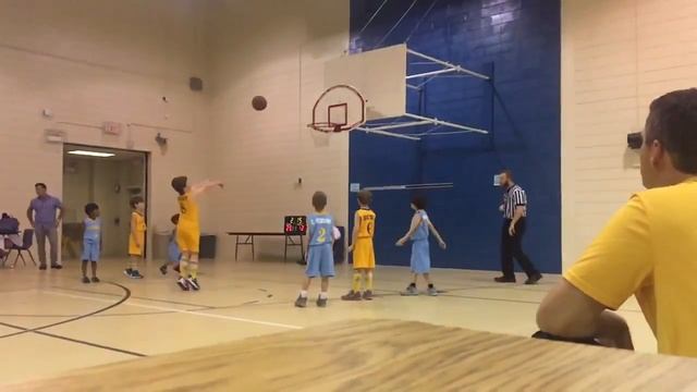 Sam shoots free throw! смотреть онлайн