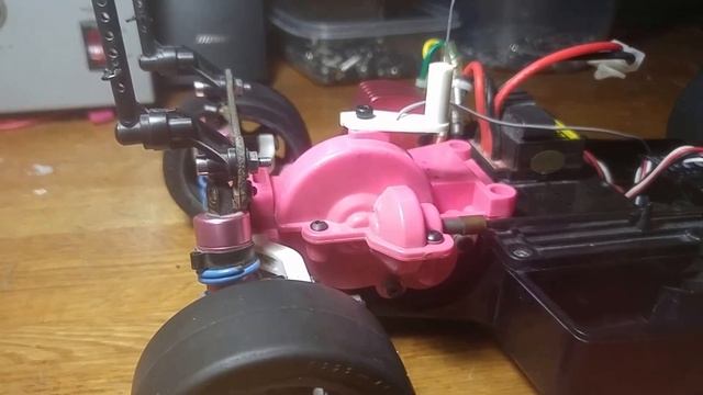 Tamiya TA02 Mercedes 190e Pink Gear Case