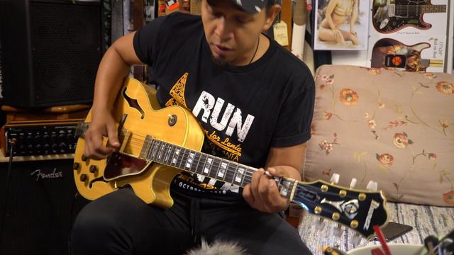 1998 Ibanez GB-10 NT George Benson Signature. смотреть онлайн