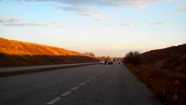 Tesla Model S vs Audi A7 TFSI Quattro drag смотреть онлайн