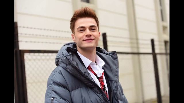 Ишкхои Хакикии Актиёрони филми Хохарон ва Бародарон///Бдроен тамошо кнен смотреть онлайн