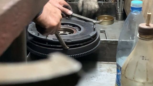 Двухмассовый маховик Alfa Romeo 166 v6 смотреть онлайн