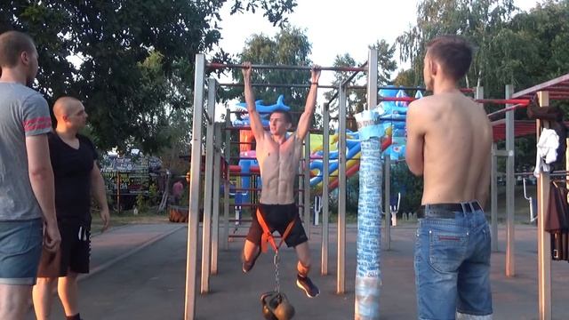 ПОДТЯГИВАНИЯ С ВЕСОМ + 40 КГ смотреть онлайн