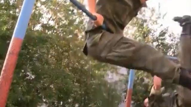 Первокурсники Ярославского высшего военного училища ПВО к принятию присяги смотреть онлайн