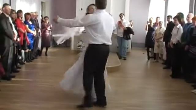 Свадебный вальс.avi смотреть онлайн